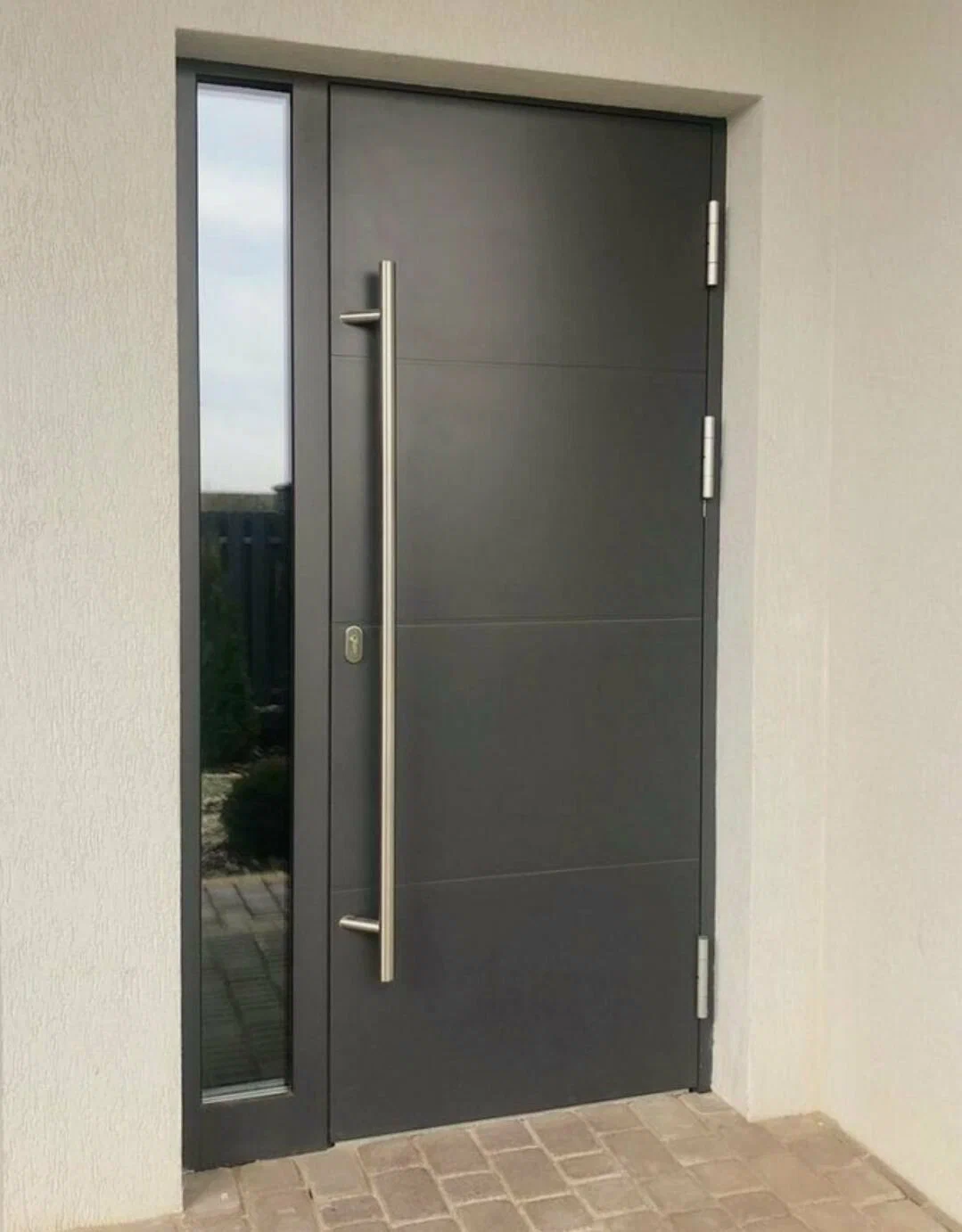 Металлические двери без ручек