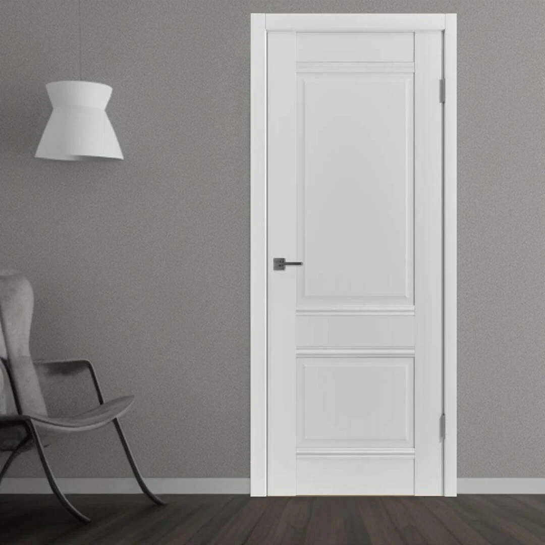 Белые деревянные двери