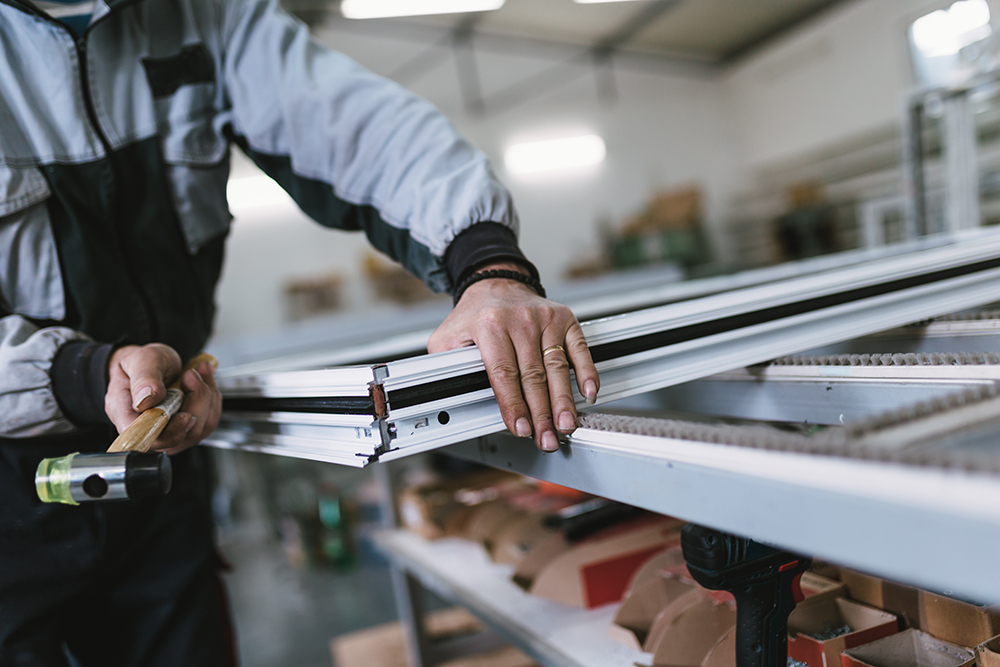 Производство деревянных и металических дверей Двери Эксперт